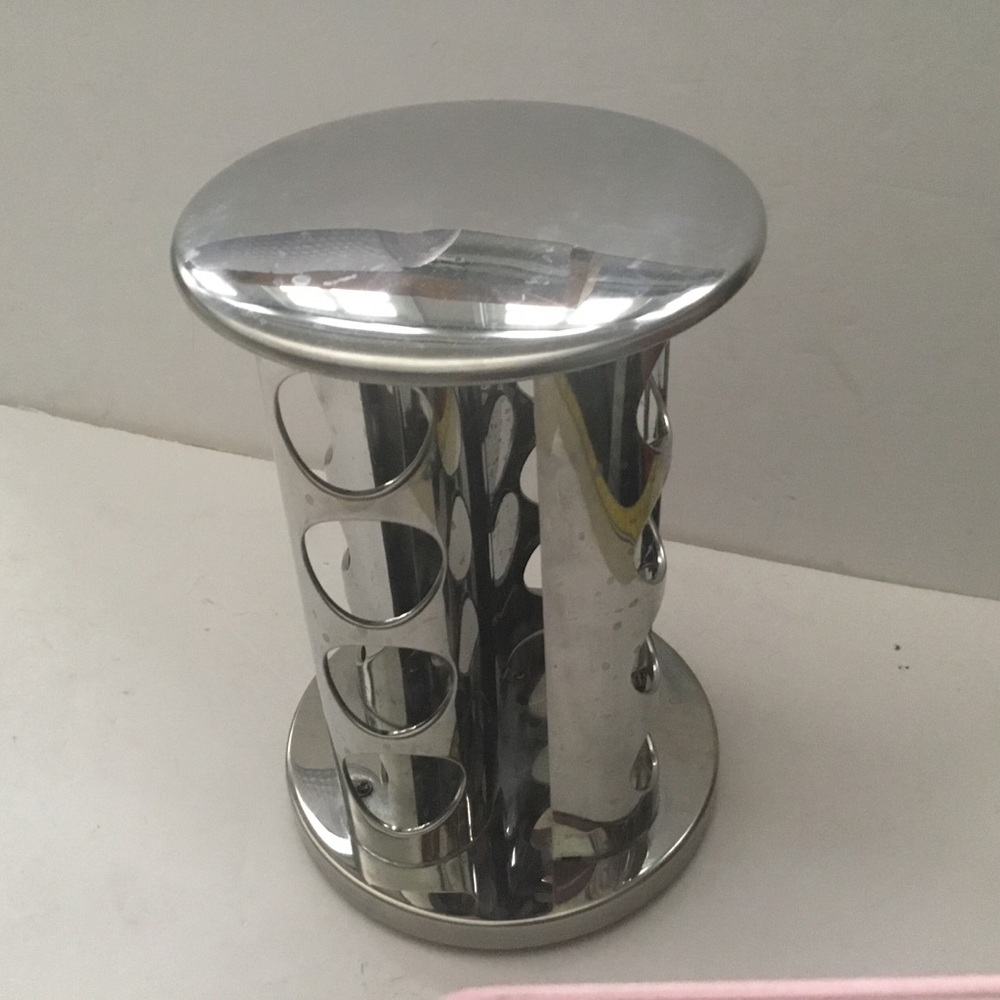 Spice bottles holder. Silver. Metal